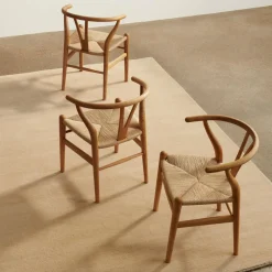 Limited Edition CH24 Wishbone Kinderstuhl