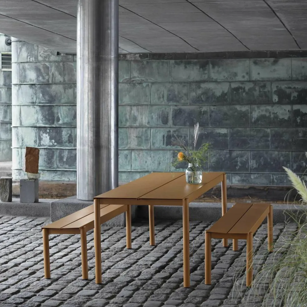 Linear Steel Gartenbank 170cm