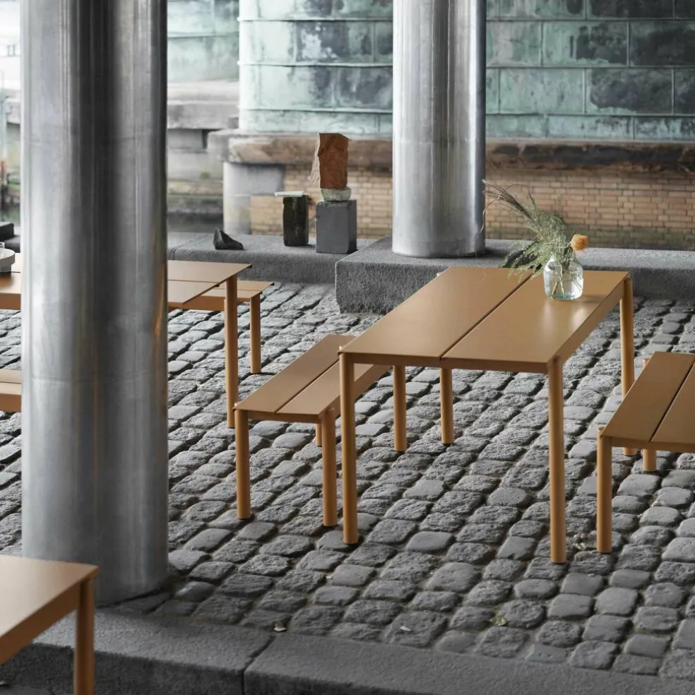 Linear Steel Gartenbank 110cm