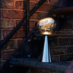 Melt LED Tischleuchte mit Akku