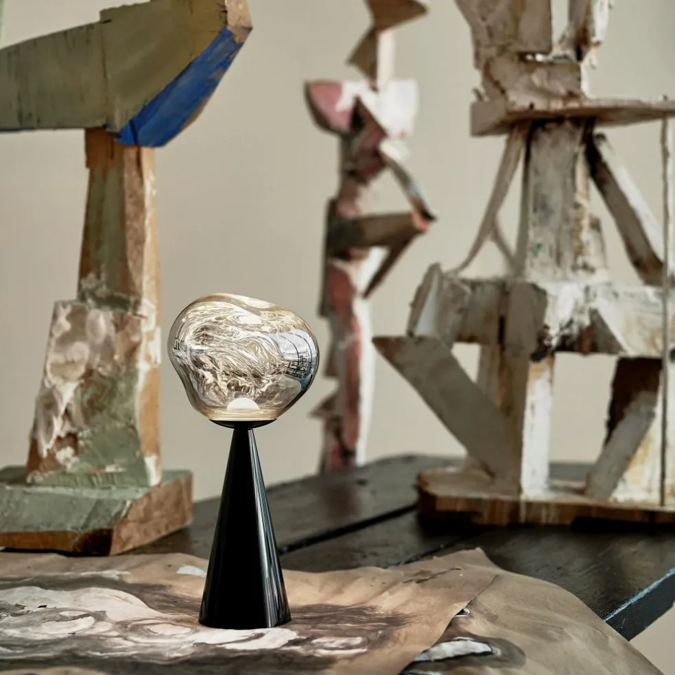 Melt LED Tischleuchte mit Akku