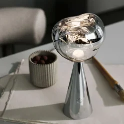Melt LED Tischleuchte mit Akku