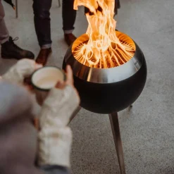 Moon 45 Feuerschale mit hohen Fuß