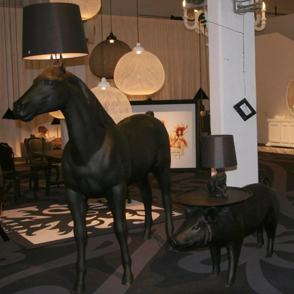 Moooi Horse Lamp Stehleuchte