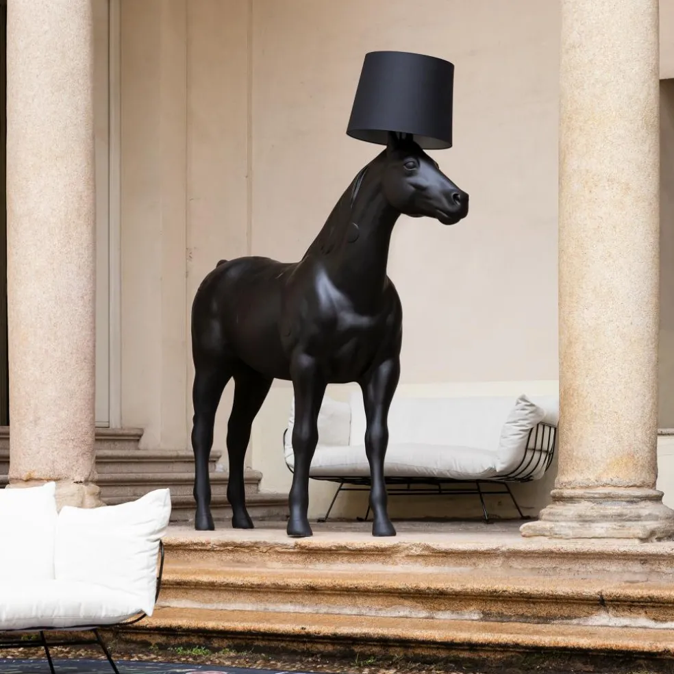 Moooi Horse Lamp Stehleuchte