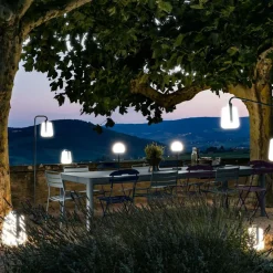 Mooon! LED Tischleuchte mit Akku