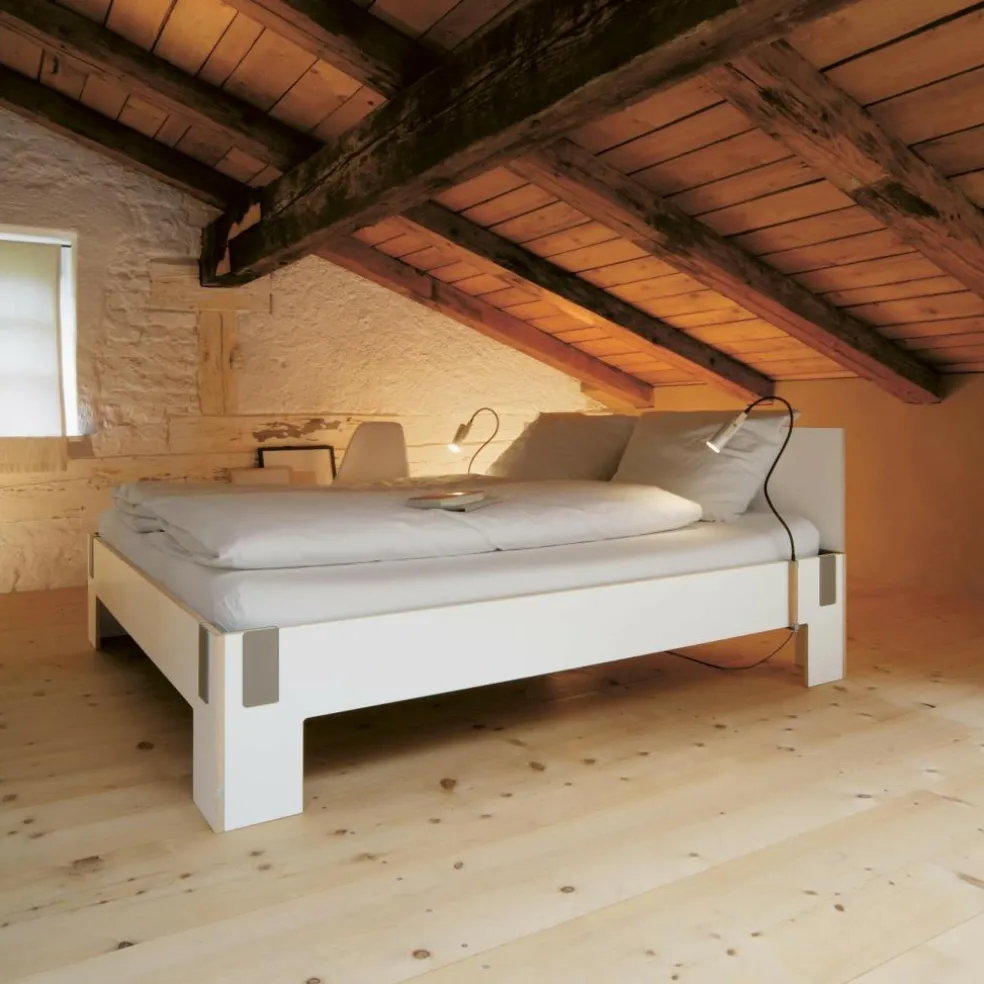 Moormann Tagedieb Bett mit Kopfteil