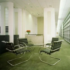 MR Couchtisch/Beistelltisch