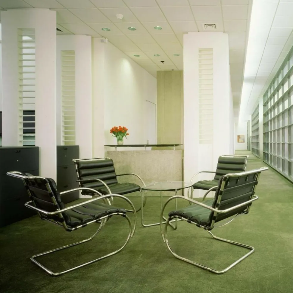 MR Couchtisch/Beistelltisch