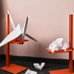 Museum Beistelltisch höhenverstellbar