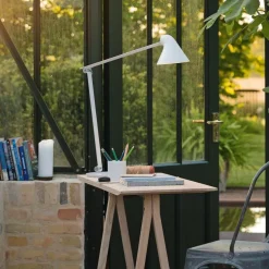 NJP LED Tischleuchte