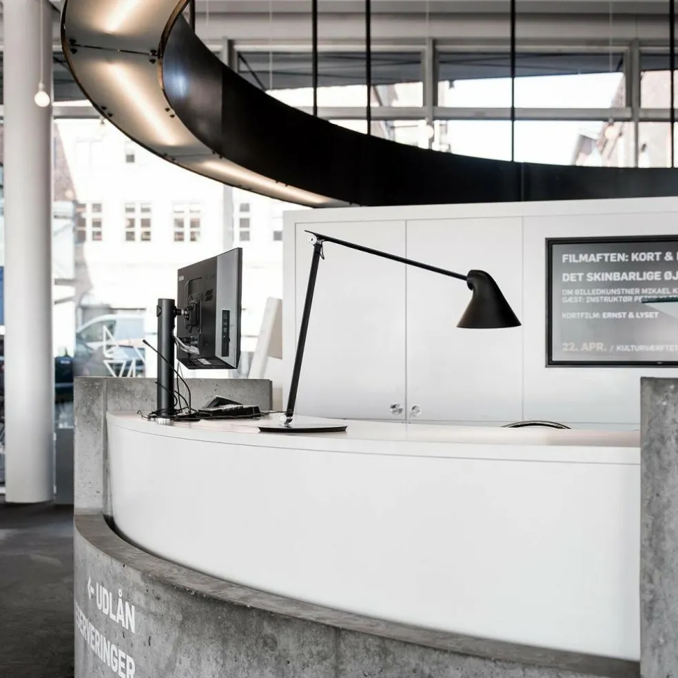 NJP LED Tischleuchte