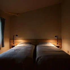 NJP LED Wandleuchte lang