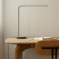 Omni LED Tischleuchte