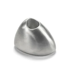 Out of lines 01 Kerzenhalter