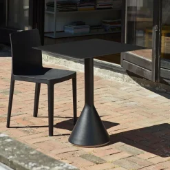 Palissade Cone Gartentisch 65x65cm