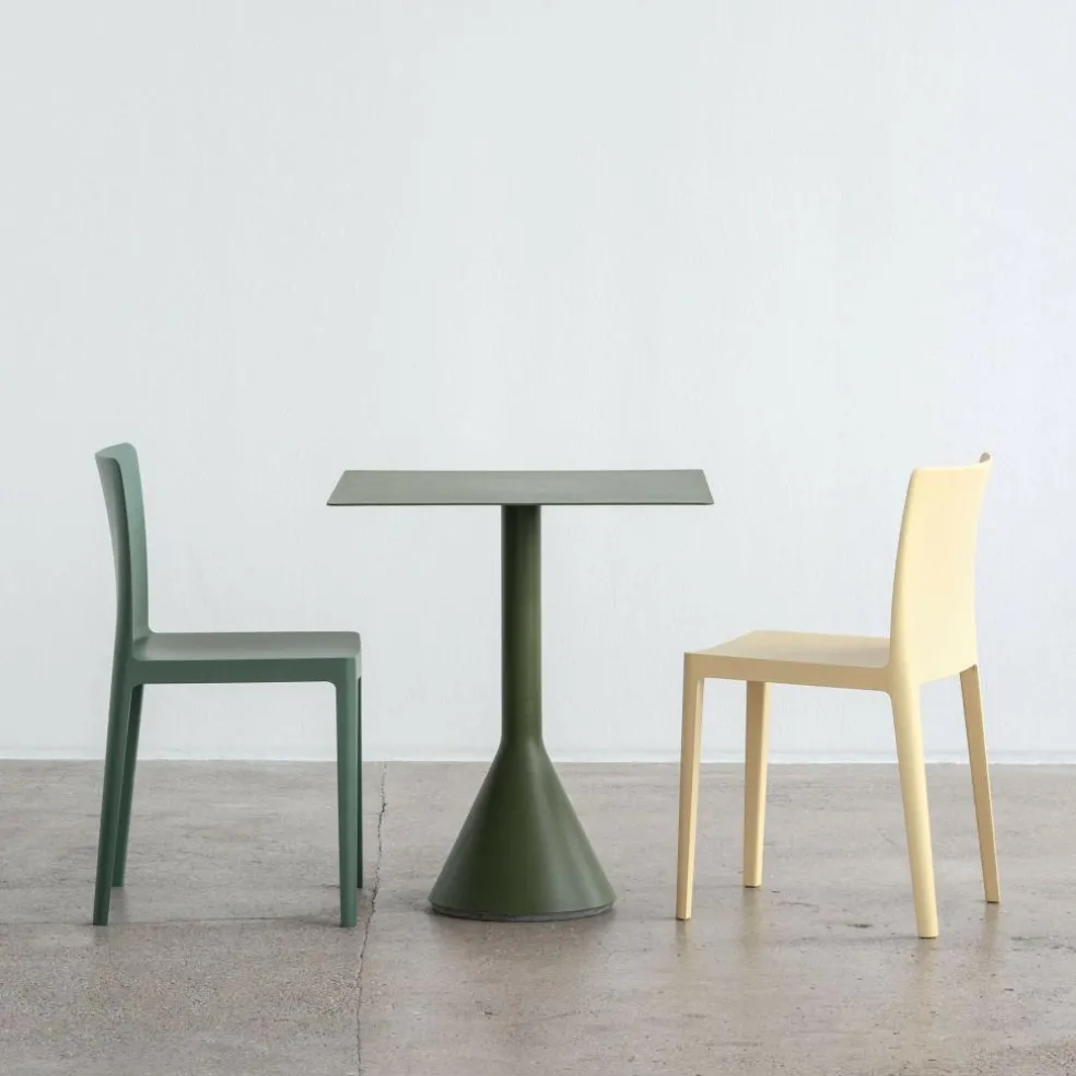 Palissade Cone Gartentisch 65x65cm