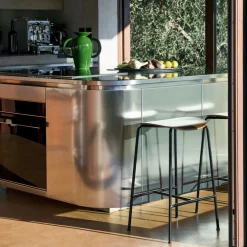 Pavilion AV37 Barhocker H 68cm