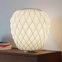 Pinecone Tischleuchte