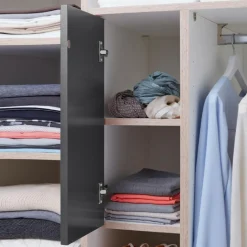 Plane Kleiderschrank Ausstattung 1