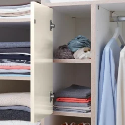 Plane Kleiderschrank Ausstattung 1