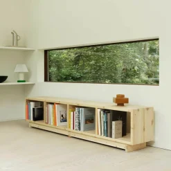 Plank Bücherregal niedrig