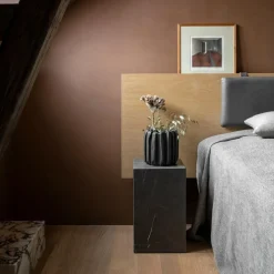 Plinth Tall Beistelltisch