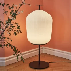 Plissée LED Stehleuchte