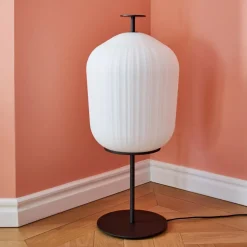 Plissée LED Stehleuchte