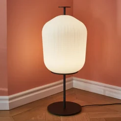 Plissée LED Stehleuchte