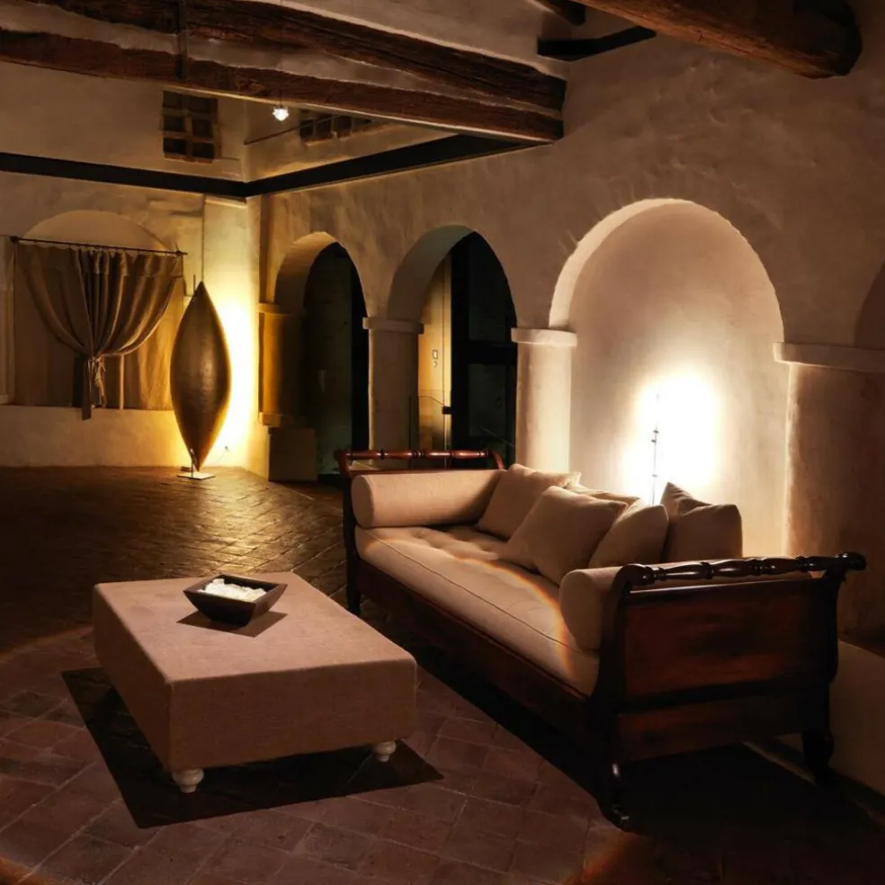 PostKrisi F 100 LED Stehleuchte