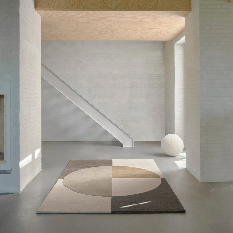 Radiality Wollteppich 140x200cm