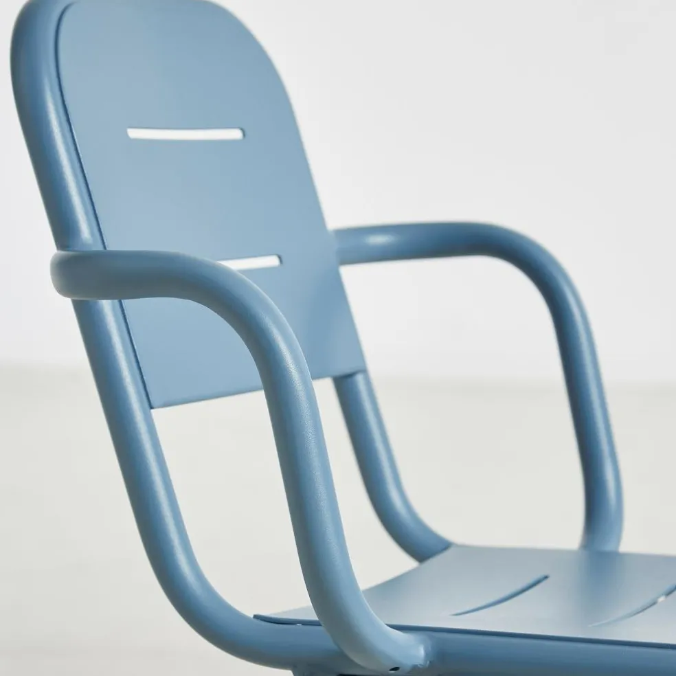 Ray Gartenarmlehnstuhl