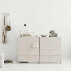 Relief Kommode breit mit Beinen 2x82x92,2cm