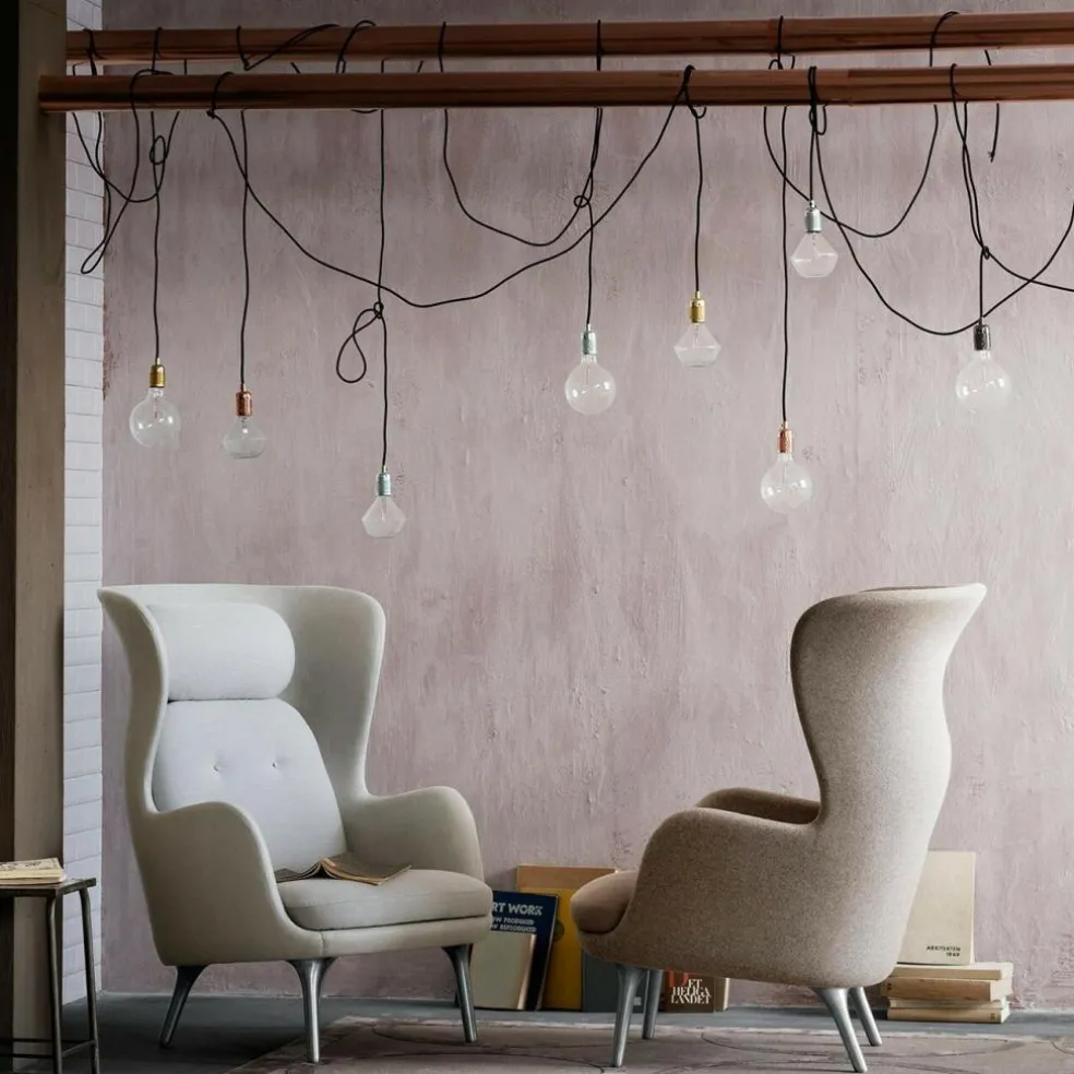 Ro™ JH1 Ohrensessel Stoff Füße aus Aluminium