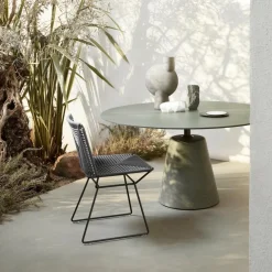 Rock Esstisch Ø 140cm Zement