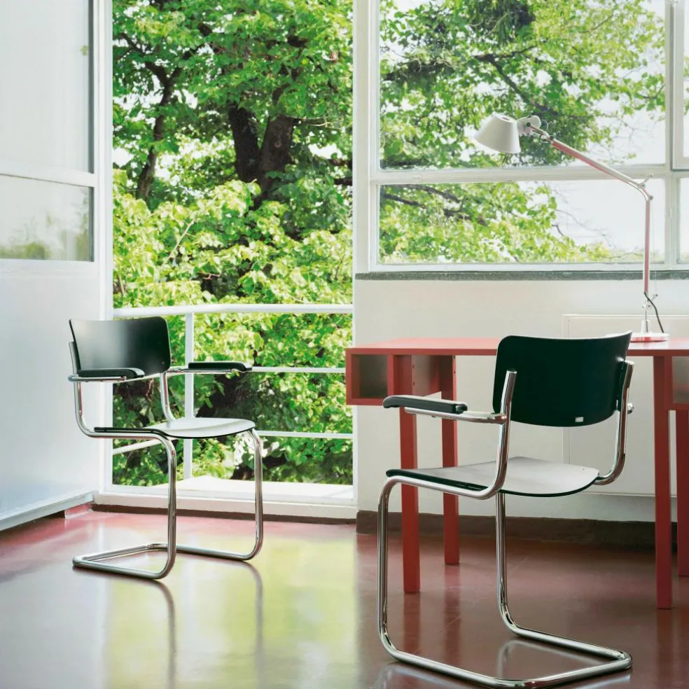 S 43 F Freischwinger Armlehnstuhl