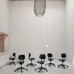 S2 Bürostuhl mit Rollen