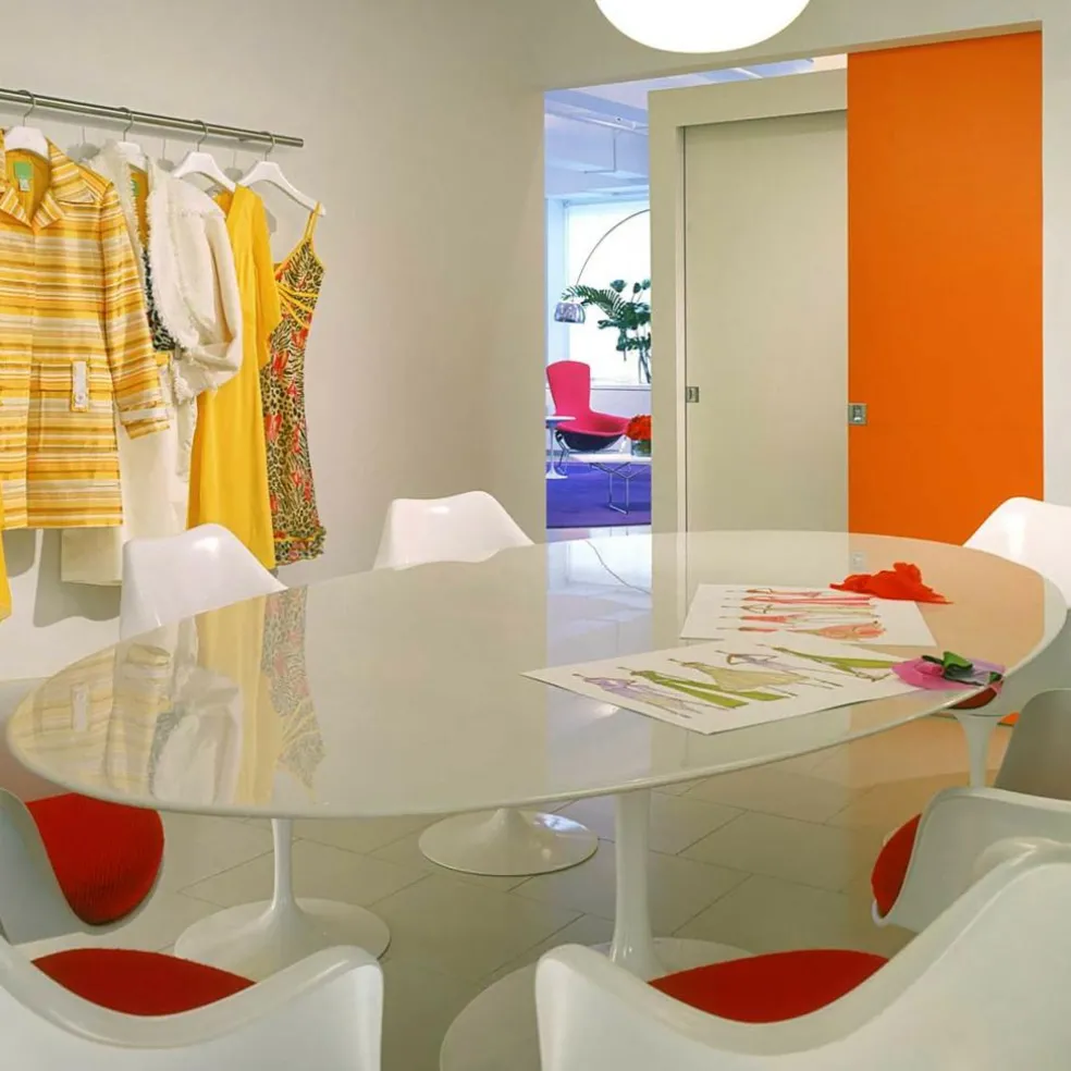 Saarinen Esstisch oval 198cm