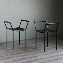 Savonarola Hocker mit Armlehnen