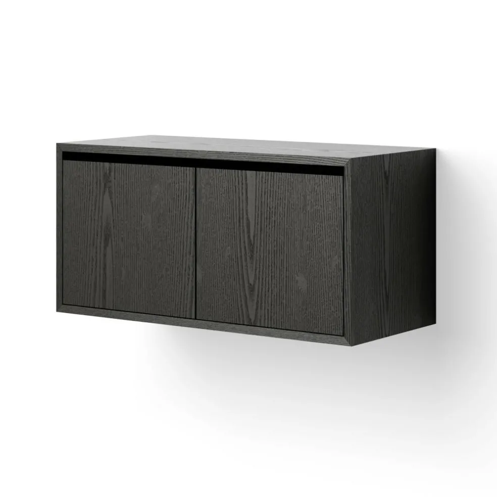 Schrank mit Türen niedrig