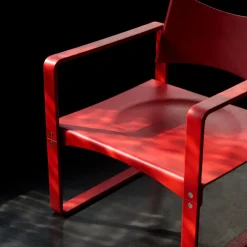 Series 270 F Lounge Chair