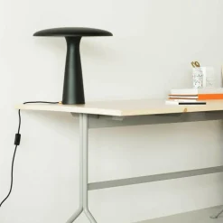 Shelter Tischleuchte