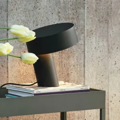 Slant Tischleuchte