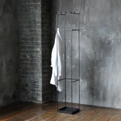 Slim Irony Kleiderständer 34x34x169cm