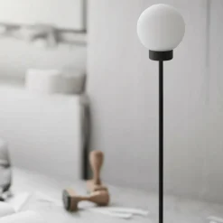 Snowball Tischleuchte