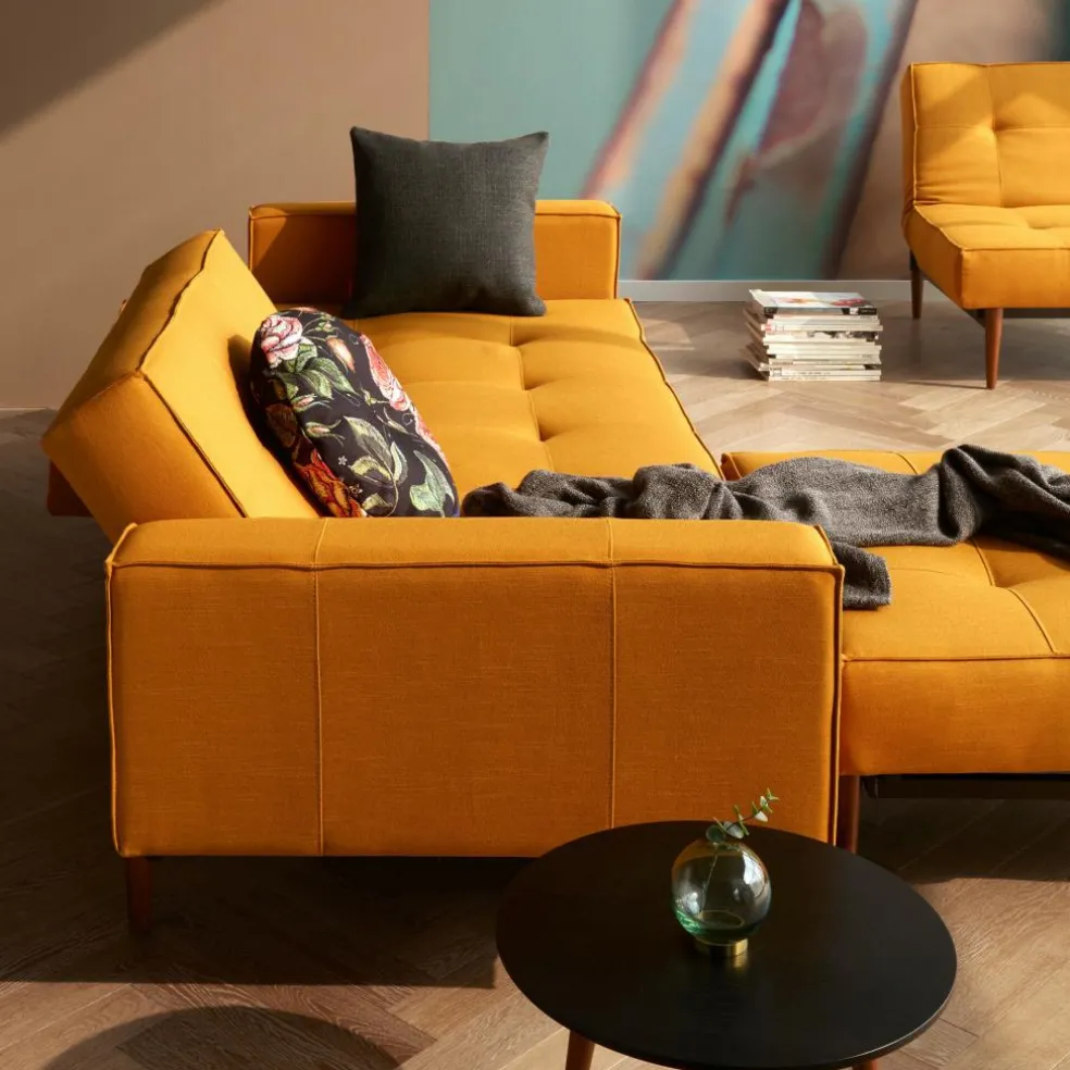 Splitback Styletto Schlafsofa mit Armlehnen Holz dunkel