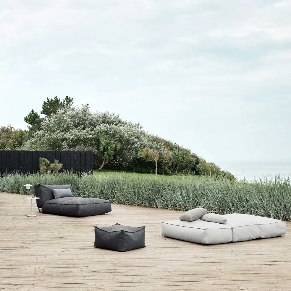 Stay Gartenbeistelltisch