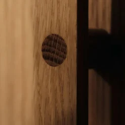 Stilt Kleiderschrank