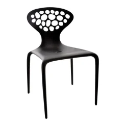 Supernatural Stuhl mit Löchern